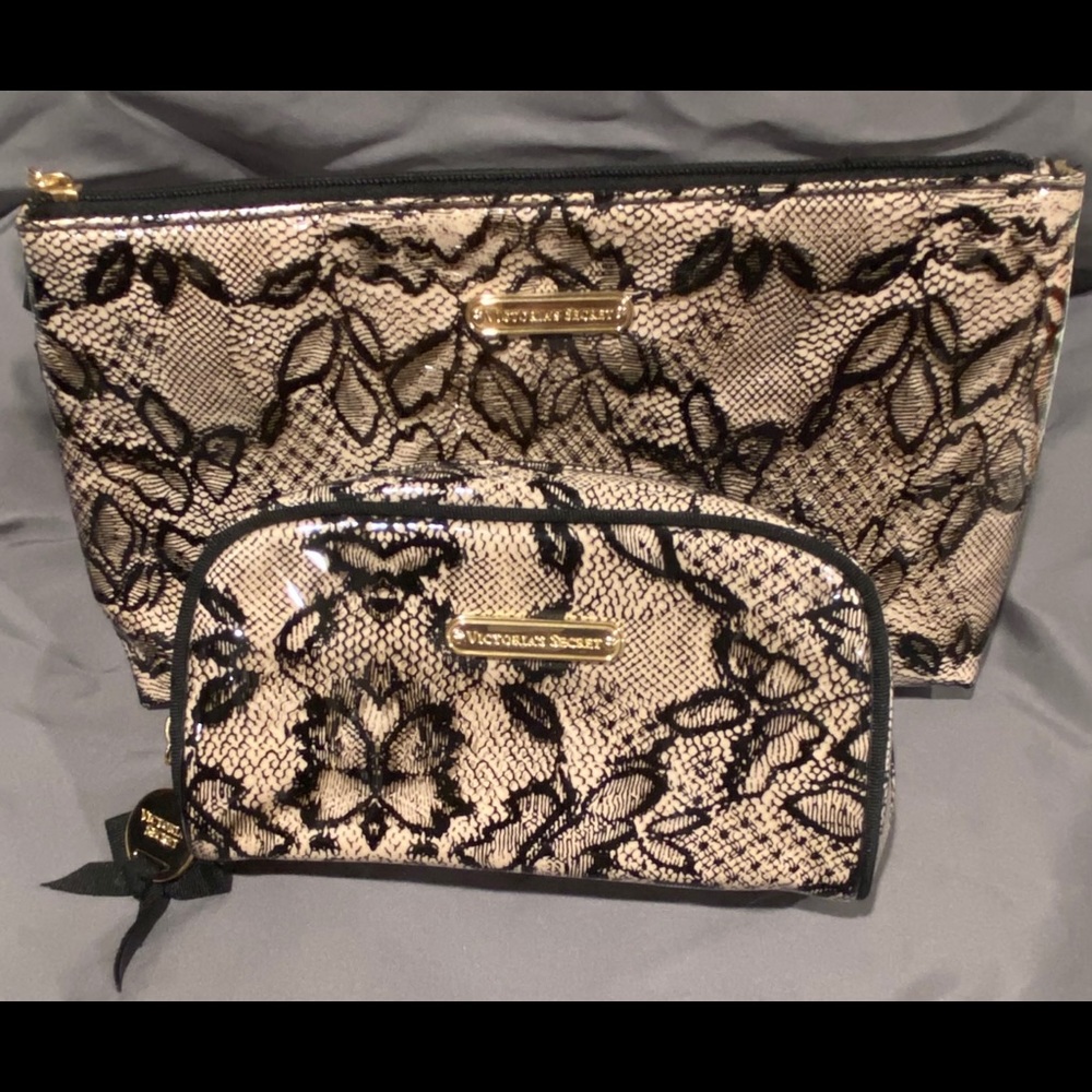 Victoria's secret cosmetic bag set